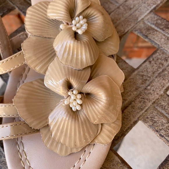 Kate Spade  New York Sandals size 6 - Picture 4 of 7